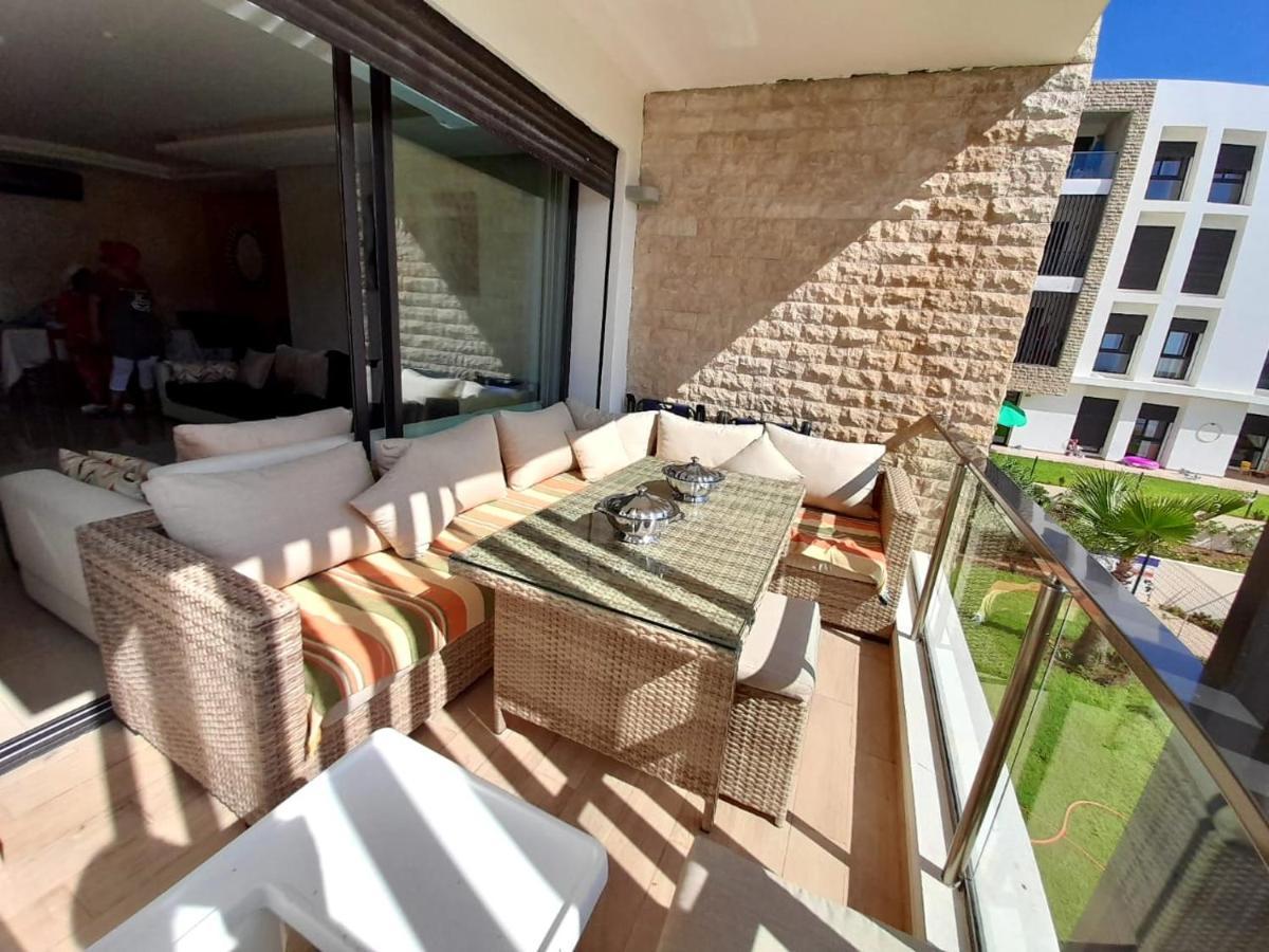 Vus Sur Mer Et Piscine Salé Exterior foto